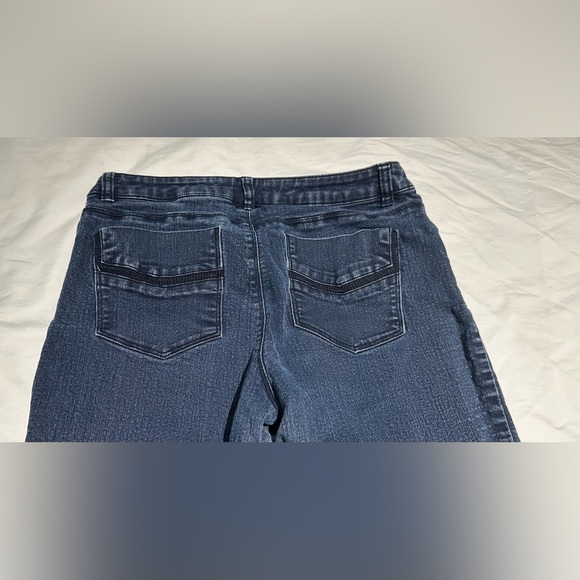 Reitmans Women’s Jeans- Size 13 - Picture 3 of 5